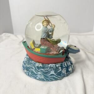 Vintage Department 56 Fisherman Musical Snowglobe Excellent Condition Works